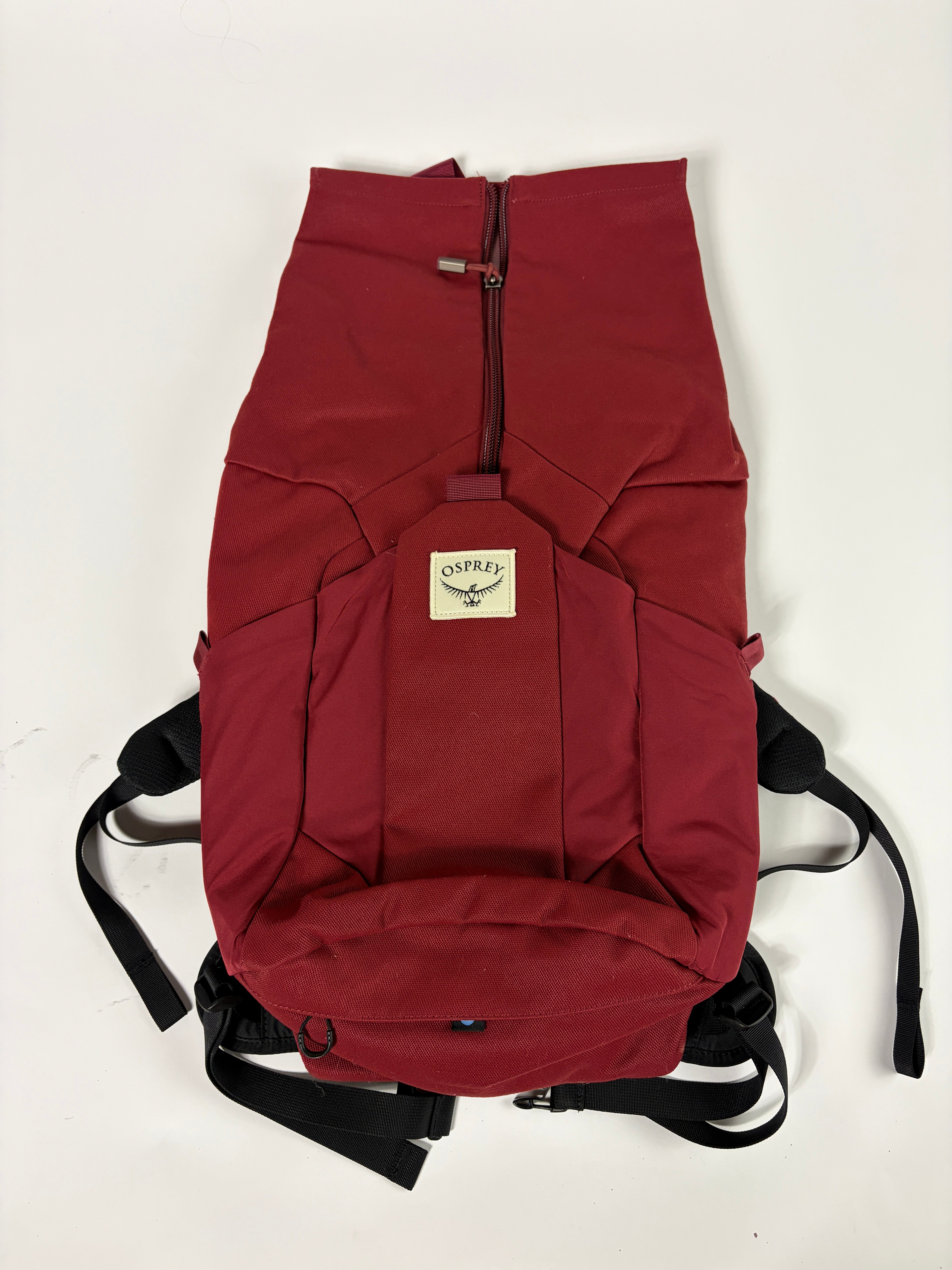 Archeon 25 Backpack – Arrow Outpost